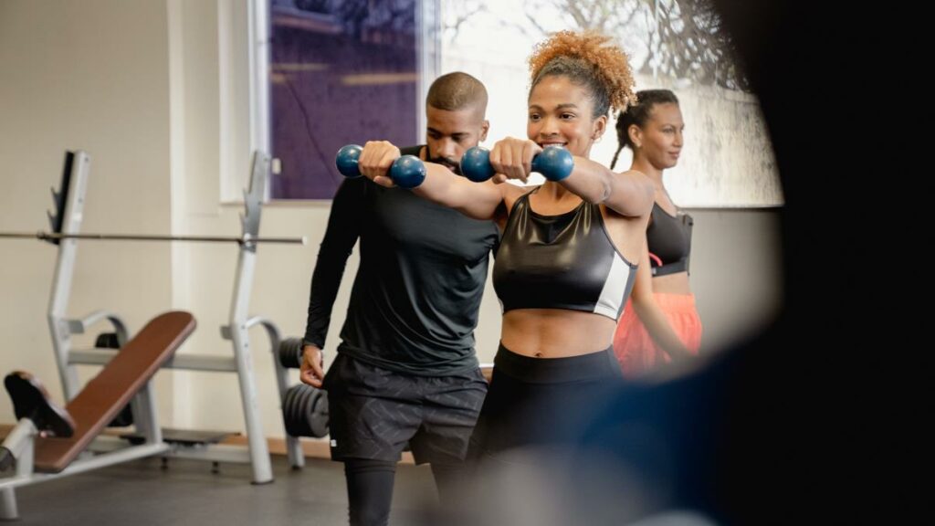 treino de musculação