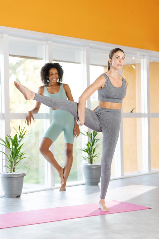 coleção santosha yoga oxer junho